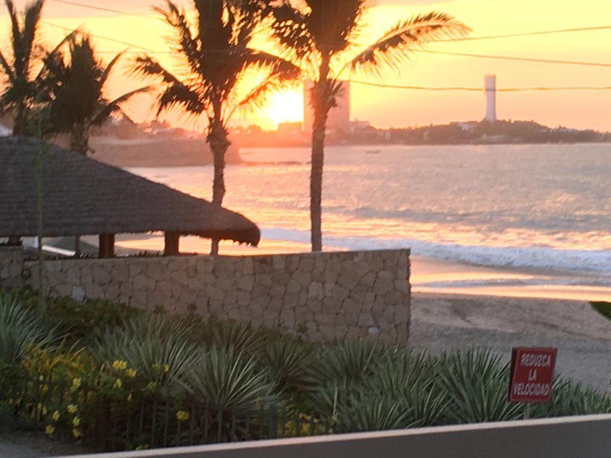 Casa con Vista Al Mar Ubicacio Excelente — imagen 8