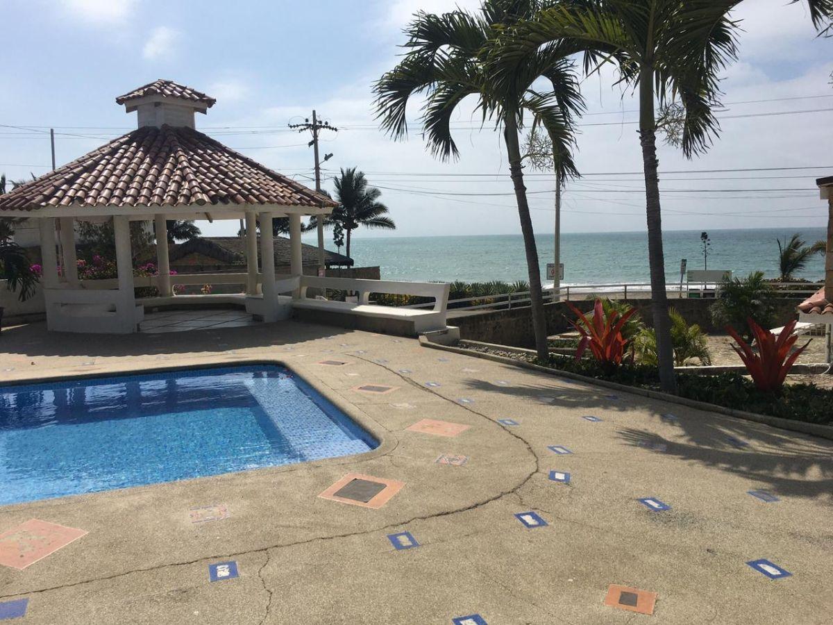 Casa con Vista Al Mar Ubicacio Excelente — imagen 7