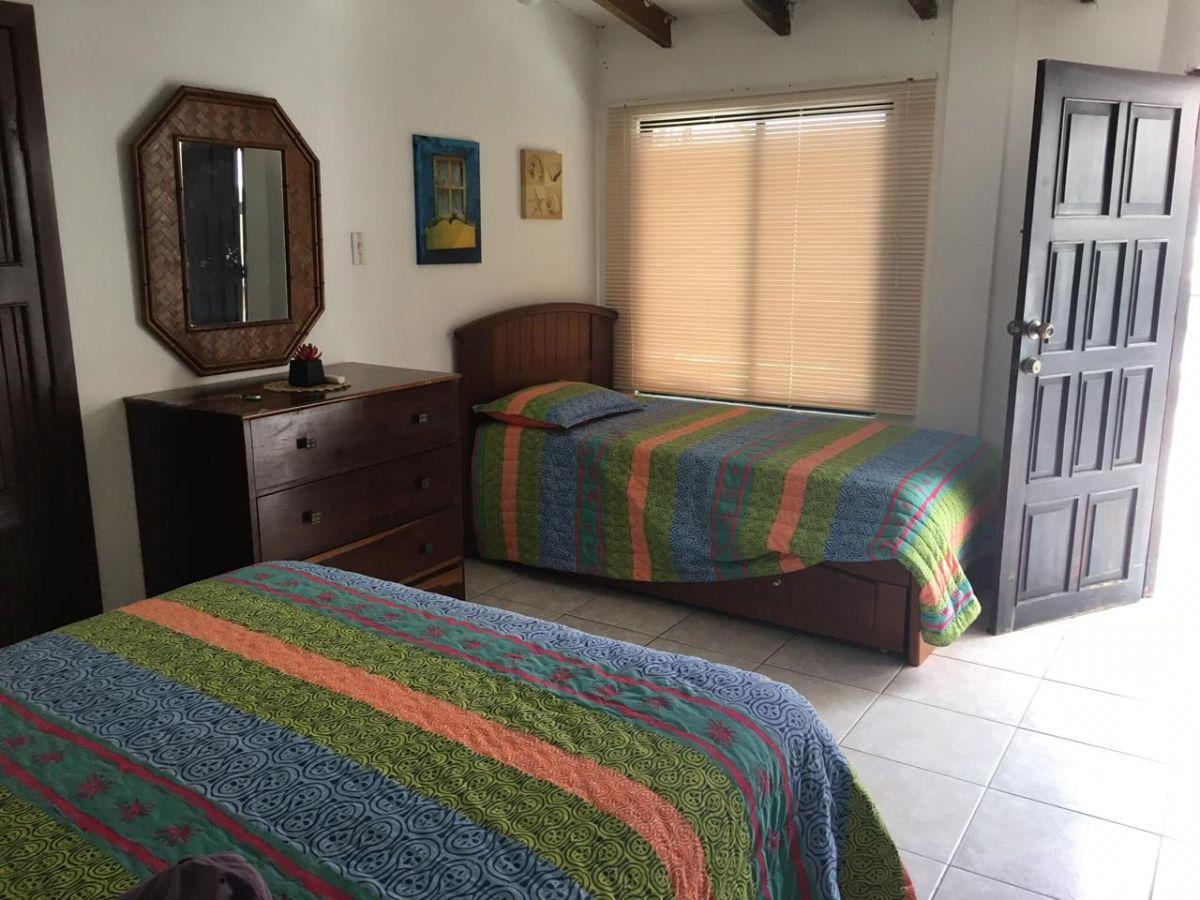 Casa con Vista Al Mar Ubicacio Excelente — imagen 4