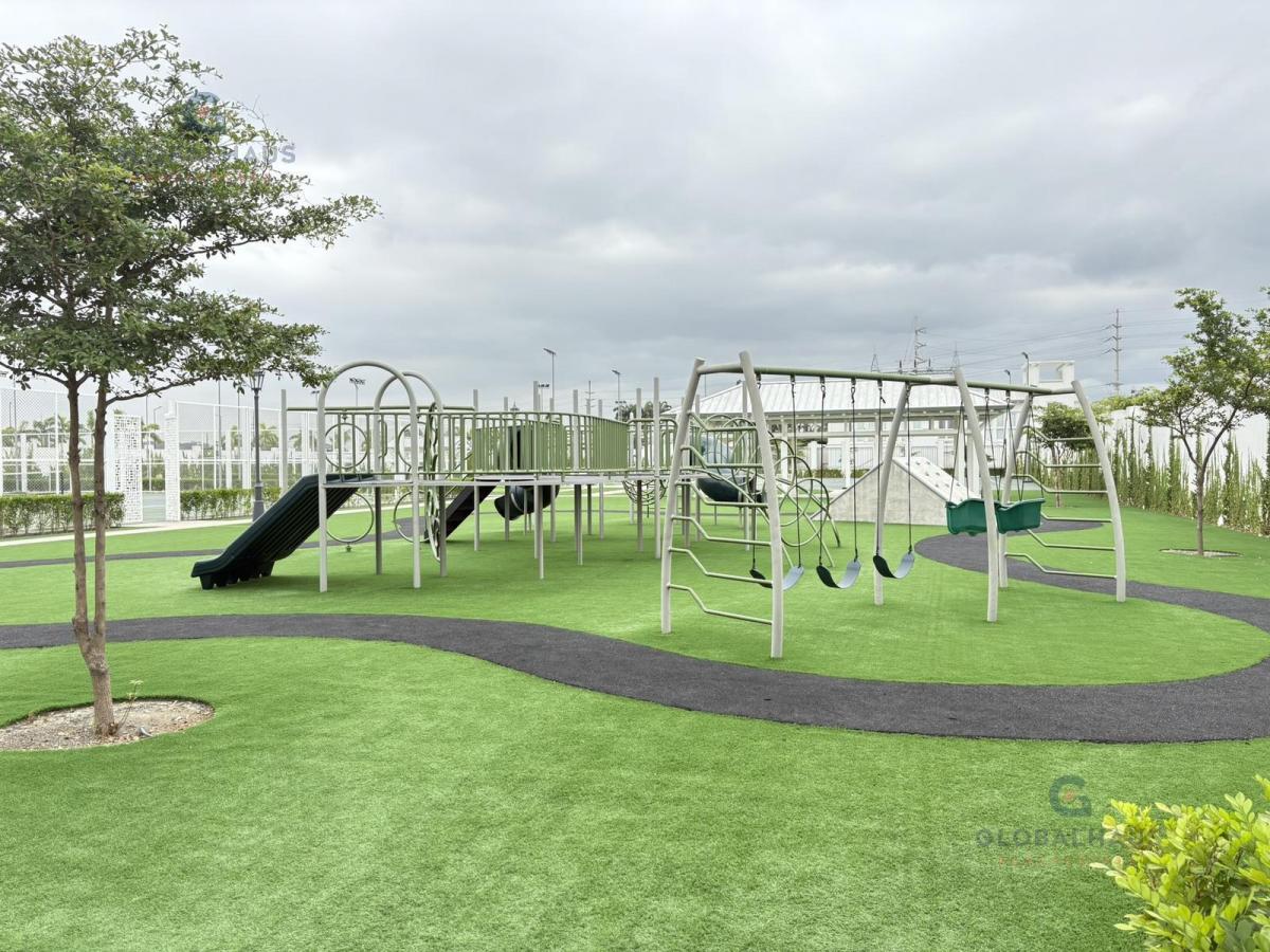 Venta de Terreno Esquinero en Urb. Aires Norte, 296 m². G. P. Guayas — imagen 2