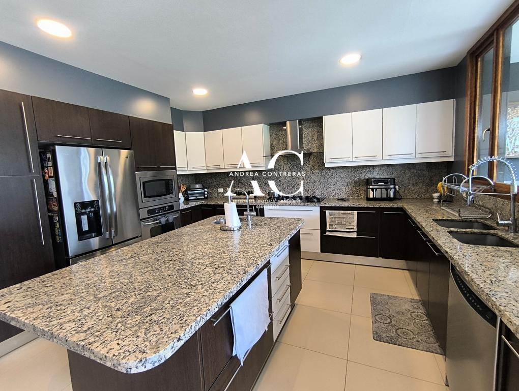 Vendo Espectacular Casa de Lujo — imagen 7
