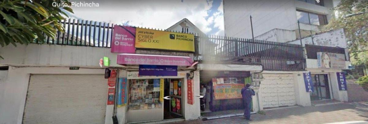 Casa con Suite y 4 Locales Comerciales en Venta Sector La Mariscal — imagen 5