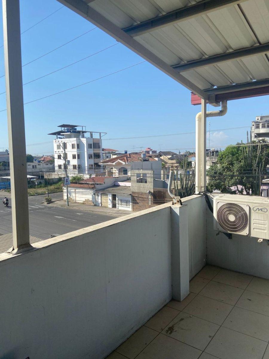 En Venta Casa de 3 Plantas Machala, El Oro — imagen 7