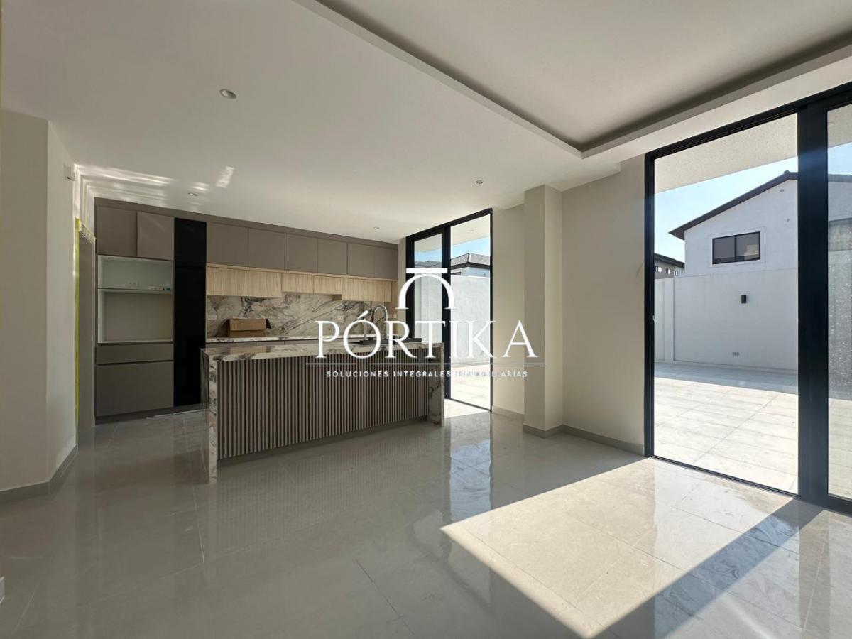 Venta Casa 4 Dorm. - Isla Celeste - Samborondon, Guayas — imagen 5