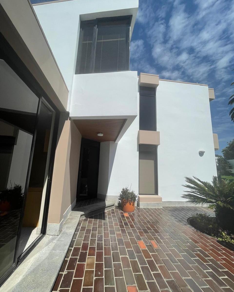 Linda Casa en Miravalle (Oportunidad) — imagen 1