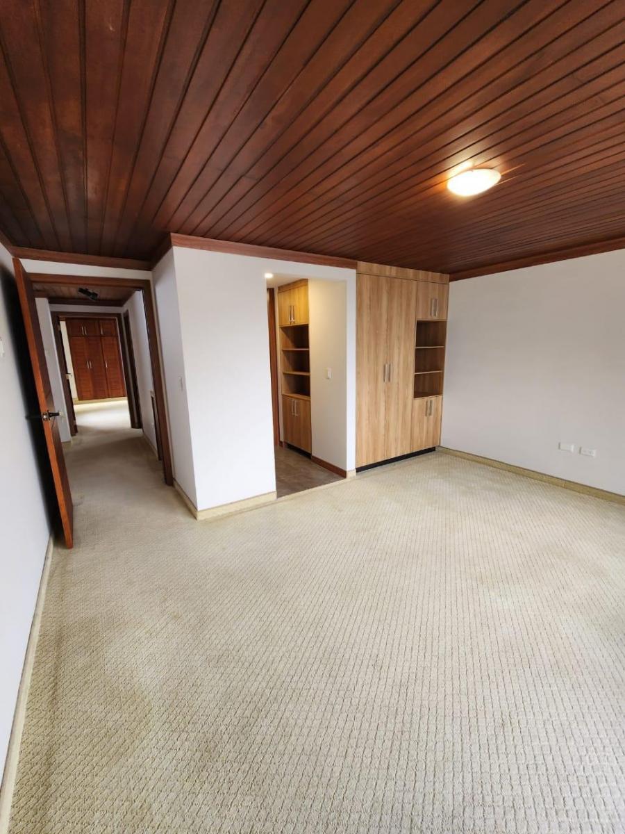 Linda Casa en Miravalle (Oportunidad) — imagen 2