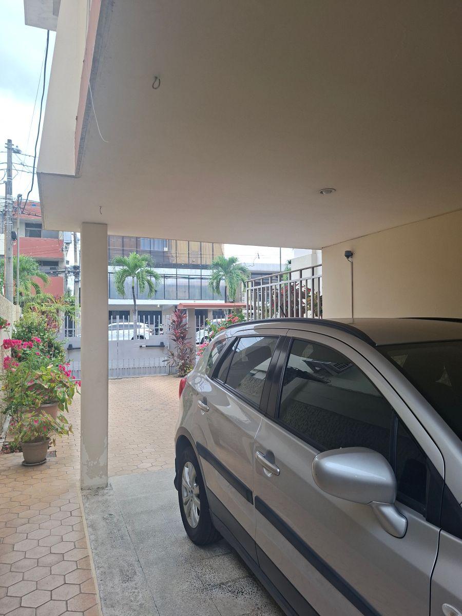Vendo Amplia Casa con 2 Departamentos en Kennedy Nueva, Guayas — imagen 9