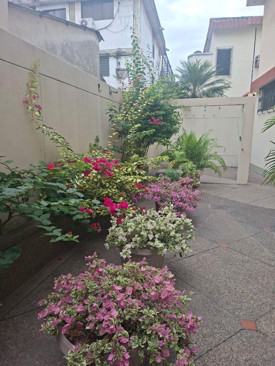 Vendo Amplia Casa con 2 Departamentos en Kennedy Nueva, Guayas — imagen 8