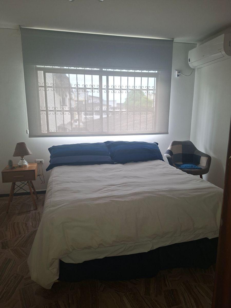 Vendo Amplia Casa con 2 Departamentos en Kennedy Nueva, Guayas — imagen 2