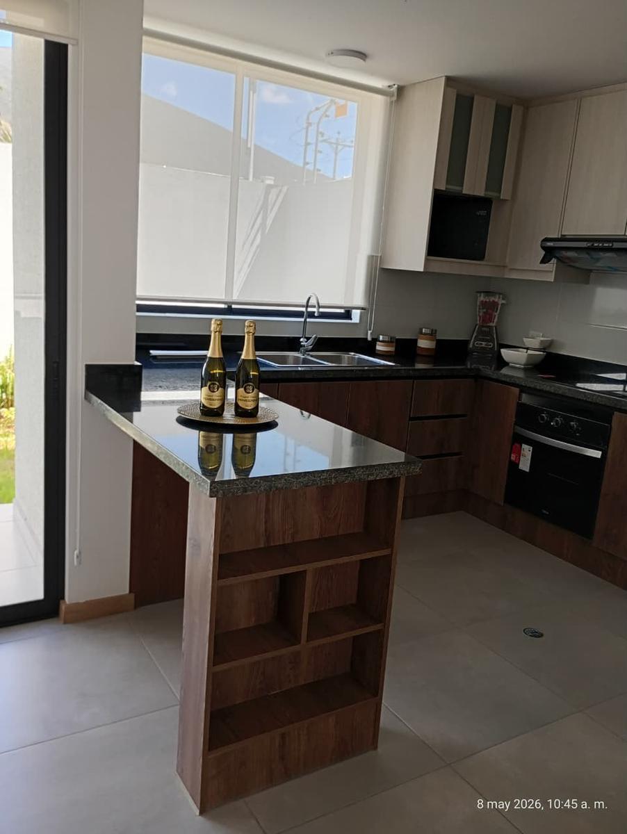 Fcm. Venta Casa a Estrenar de 3 Dorm.. Urbanización La Pampa 2. Mitad del Mundo — imagen 7