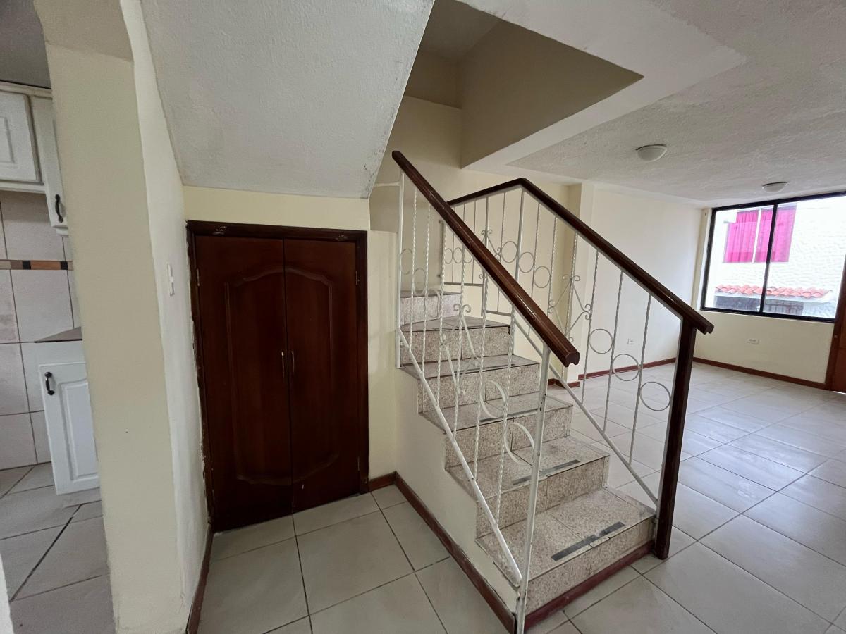 Armenia 2 Vendo Casa en Conjunto Pueblo Blanco — imagen 5