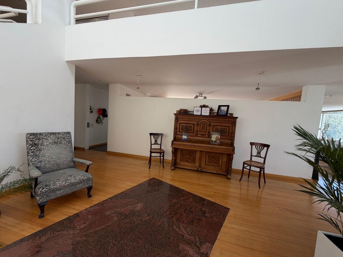 Casa en Venta Urbanización El Condado Bonita, Amplia, 4 Dorm.. Provincia de Pichincha — imagen 8