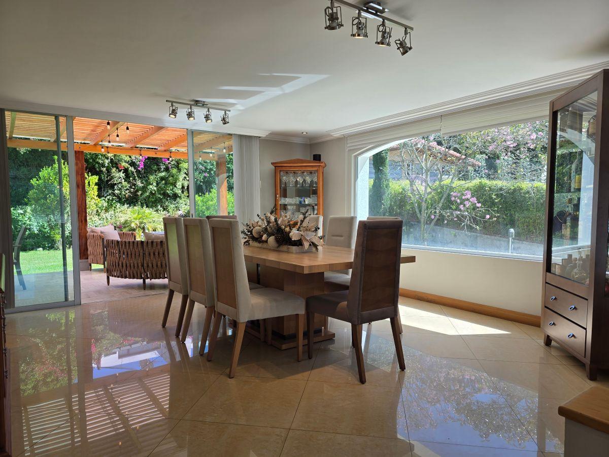 Linda Casa de Venta en Nayon Urbanización — imagen 8