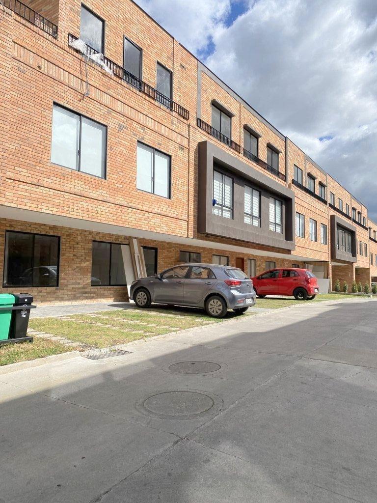 Departamento en Venta por Estrenar, Crédito Vip Sector Wayra Plaza – Cuenca Ec. Azuay — imagen 9
