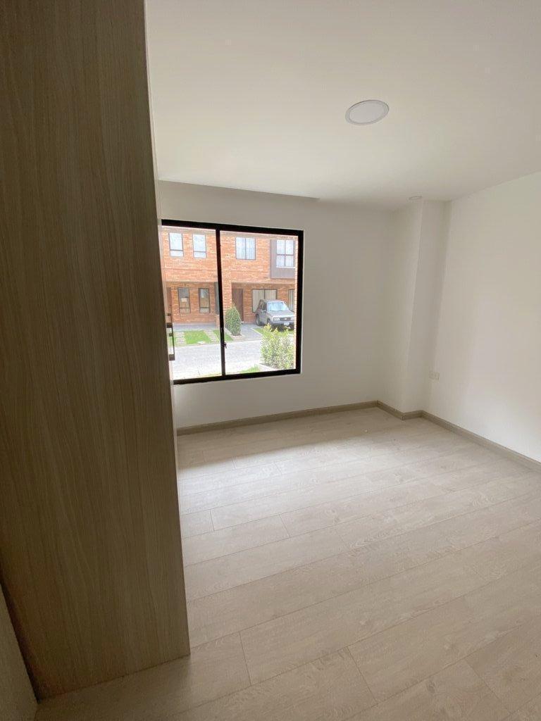 Departamento en Venta por Estrenar, Crédito Vip Sector Wayra Plaza – Cuenca Ec. Azuay — imagen 4