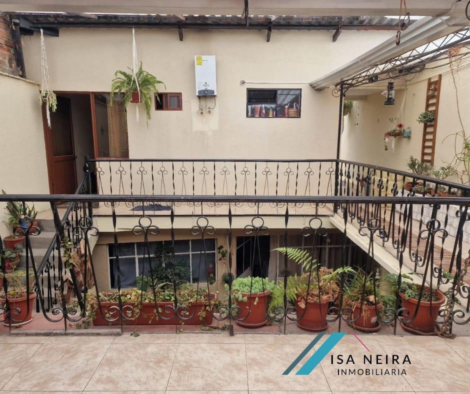 Casa en Venta en La Rafael María Arizaga, Azuay — imagen 8