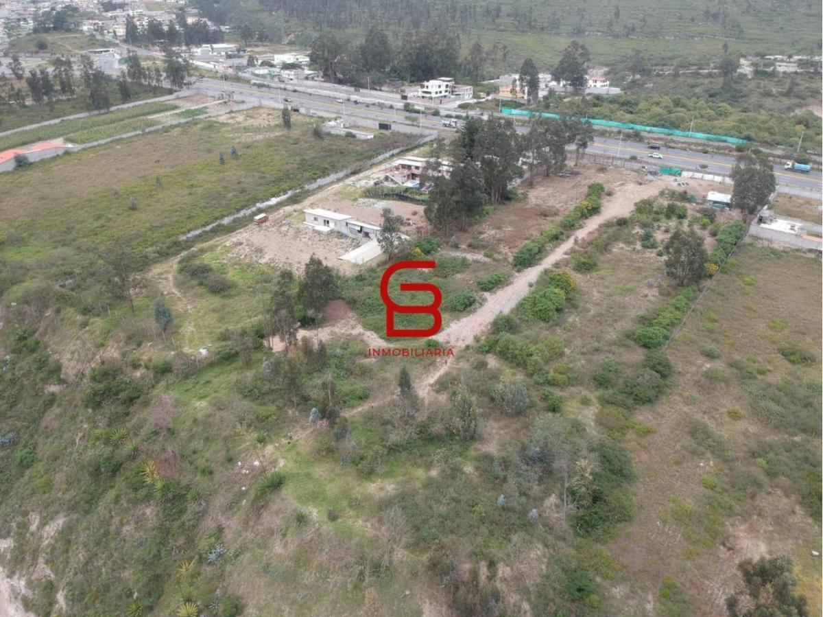 Vendo Terreno 10.715 m² a 5 Min. Cc Portal E Intercambiador Carcelen — imagen 3