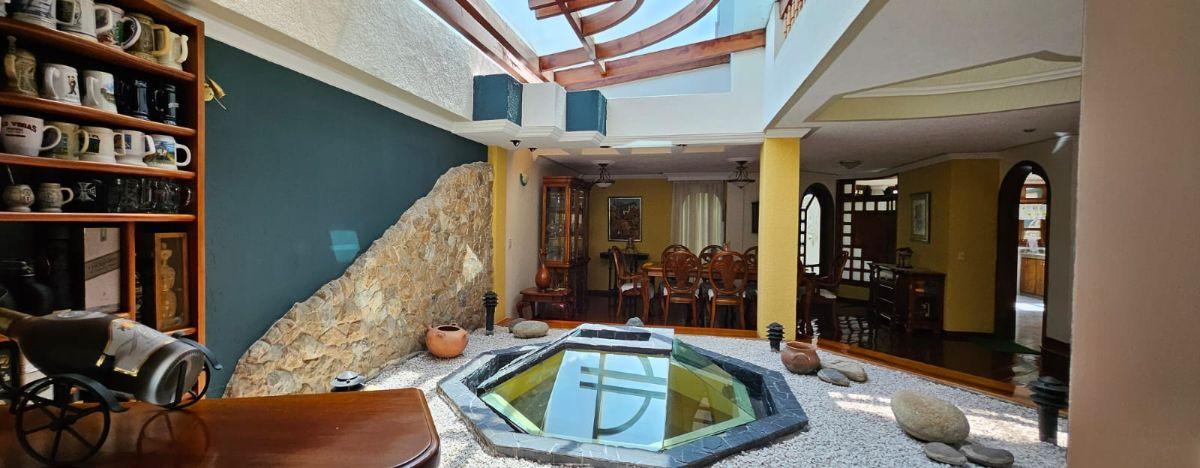 Hermosa Casa en Venta, Urbanizacion Pinar Bajo, 5 Dorm. — imagen 3