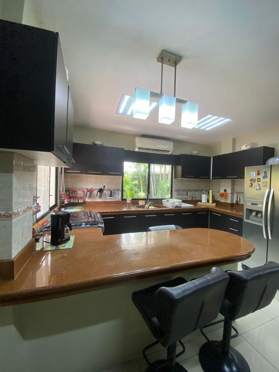 Vendo Casa en Urb. Estacia del Rio, Guayas — imagen 4