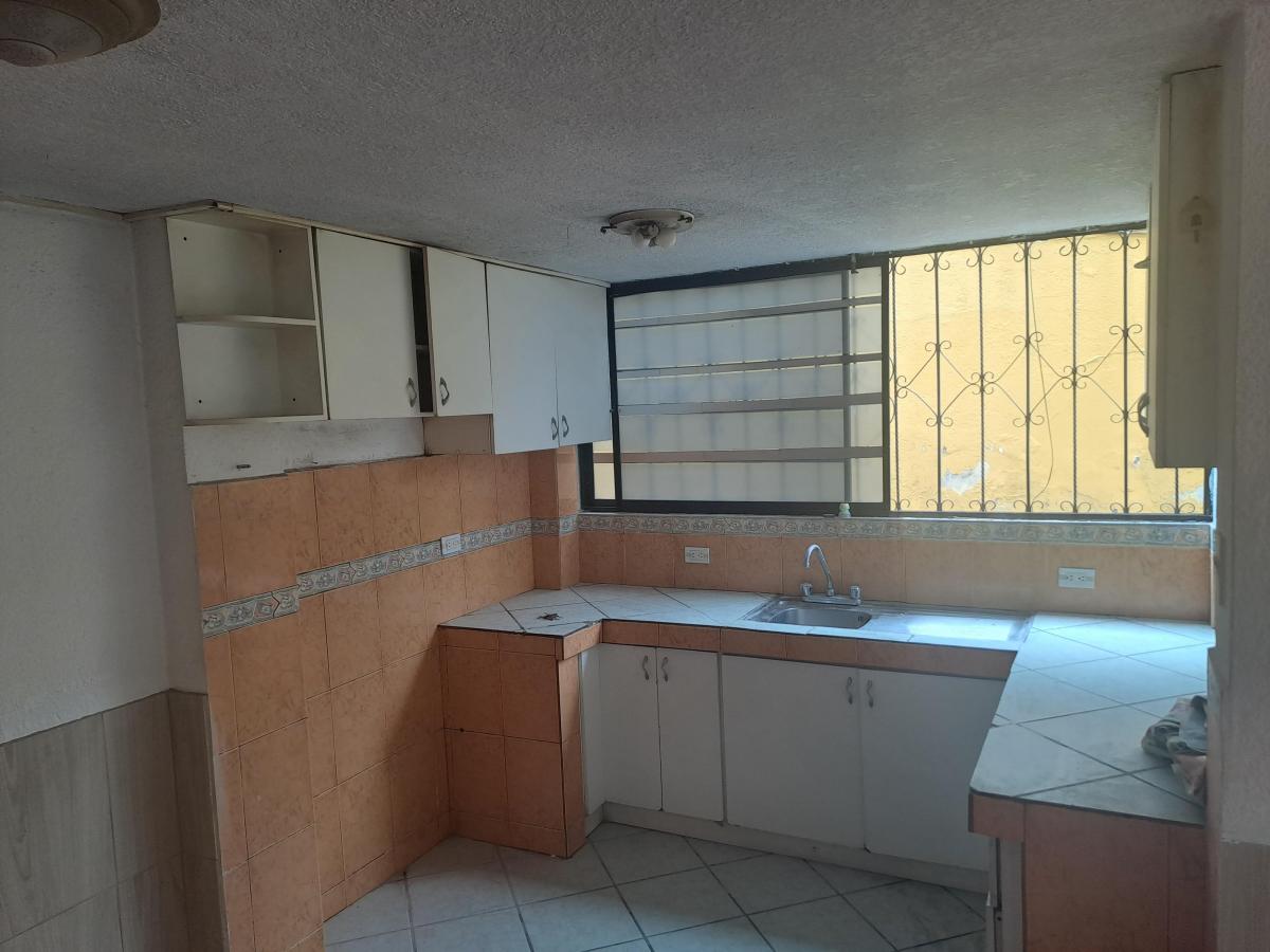 Vendo Casa Rentera Sector Solca — imagen 10