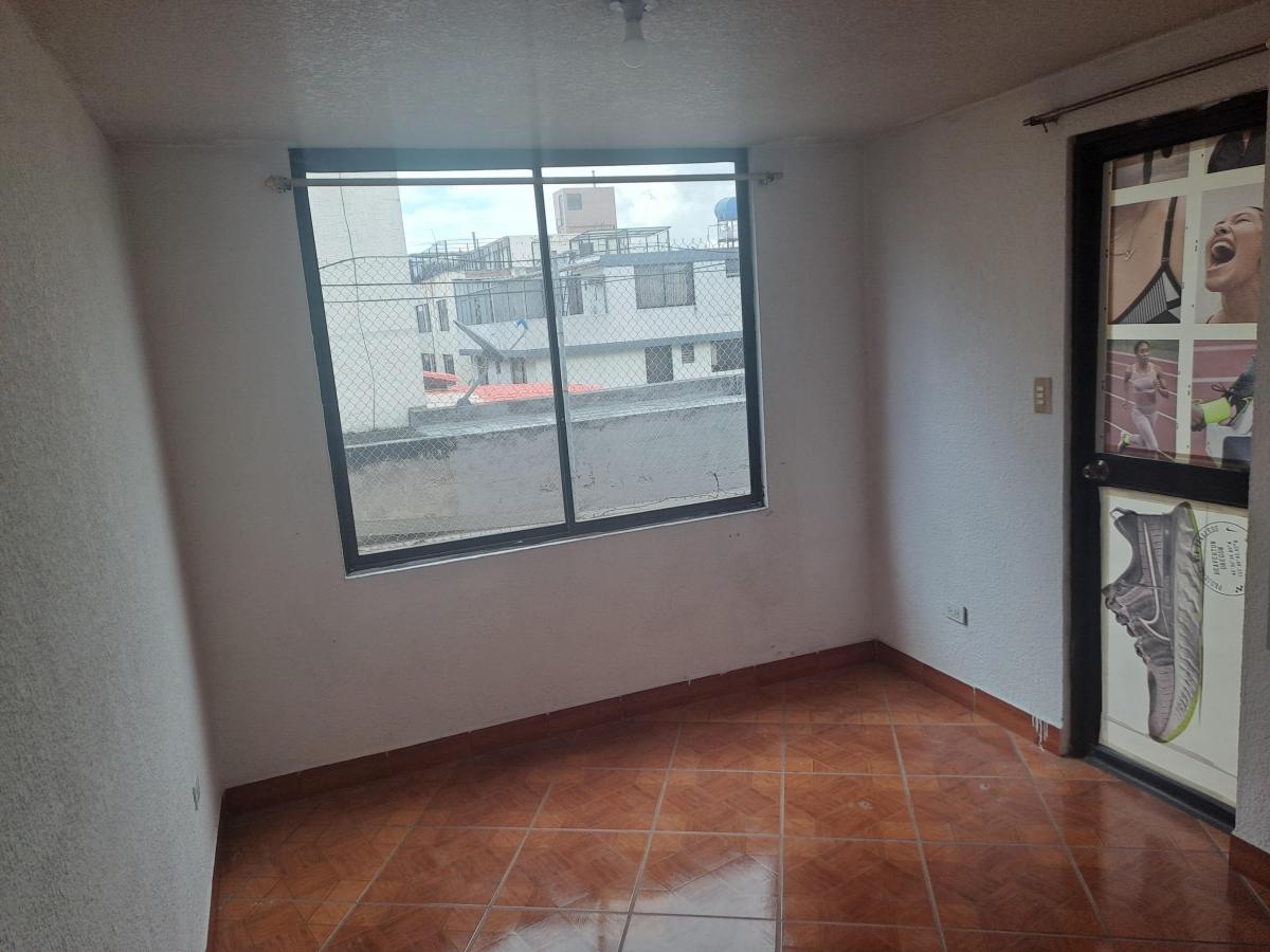 Vendo Casa Rentera Sector Solca — imagen 4
