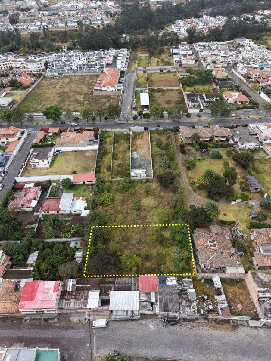 Terreno en Venta - Sector Av El Retorno, Ibarra, Imbabura — imagen 1