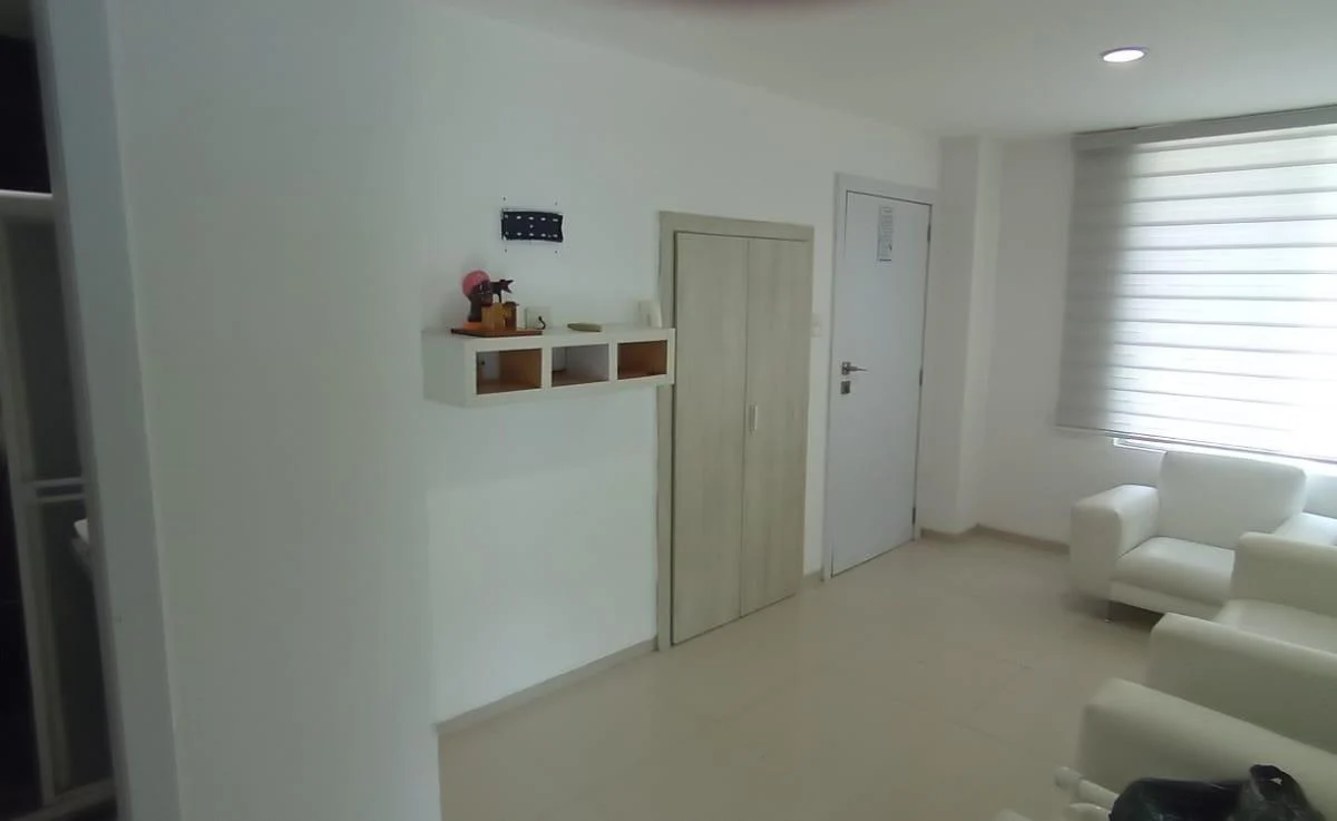 Departamento en Venta de 2 Habitaciones en Tonsupa Frente a La Piscina — imagen 9