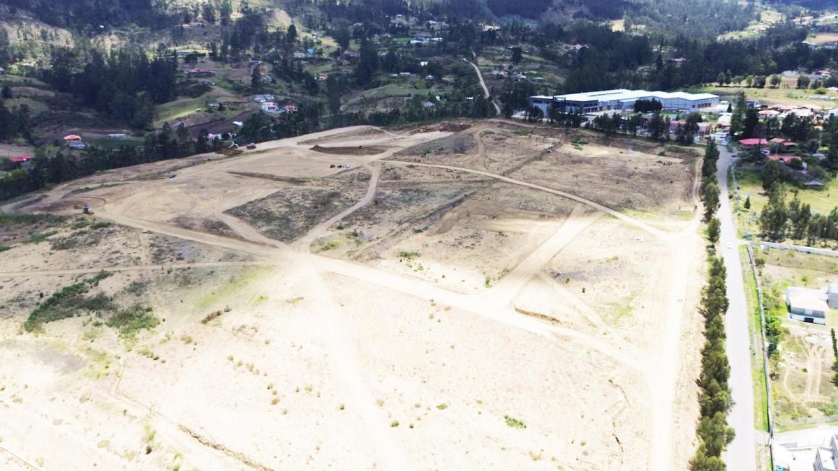 Vendo Terrenos Industriales en Cuenca, Azuay — imagen 3