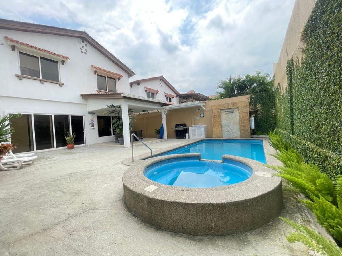 Venta Casa Urb. Privada Terranostra - 320 m² - A. Quintana, Guayas — imagen 10