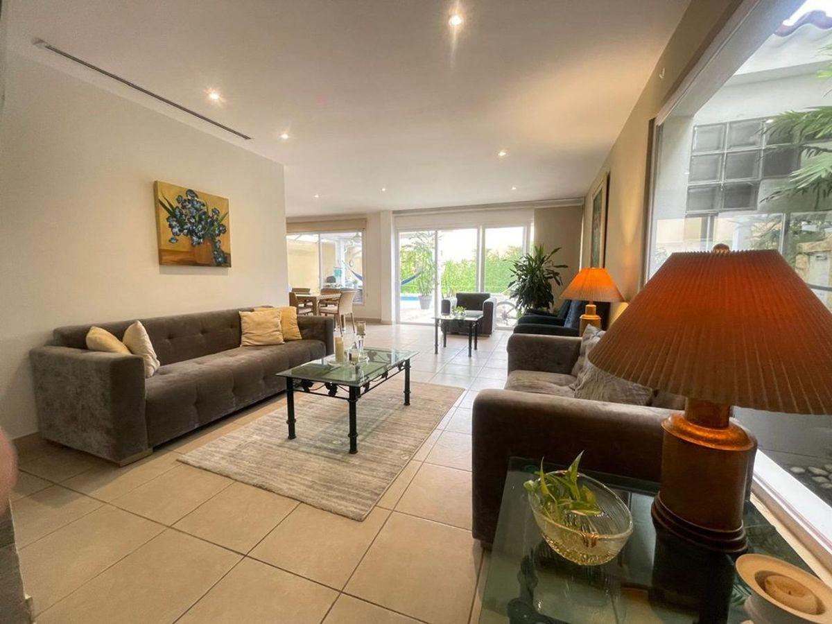 Venta Casa Urb. Privada Terranostra - 320 m² - A. Quintana, Guayas — imagen 5