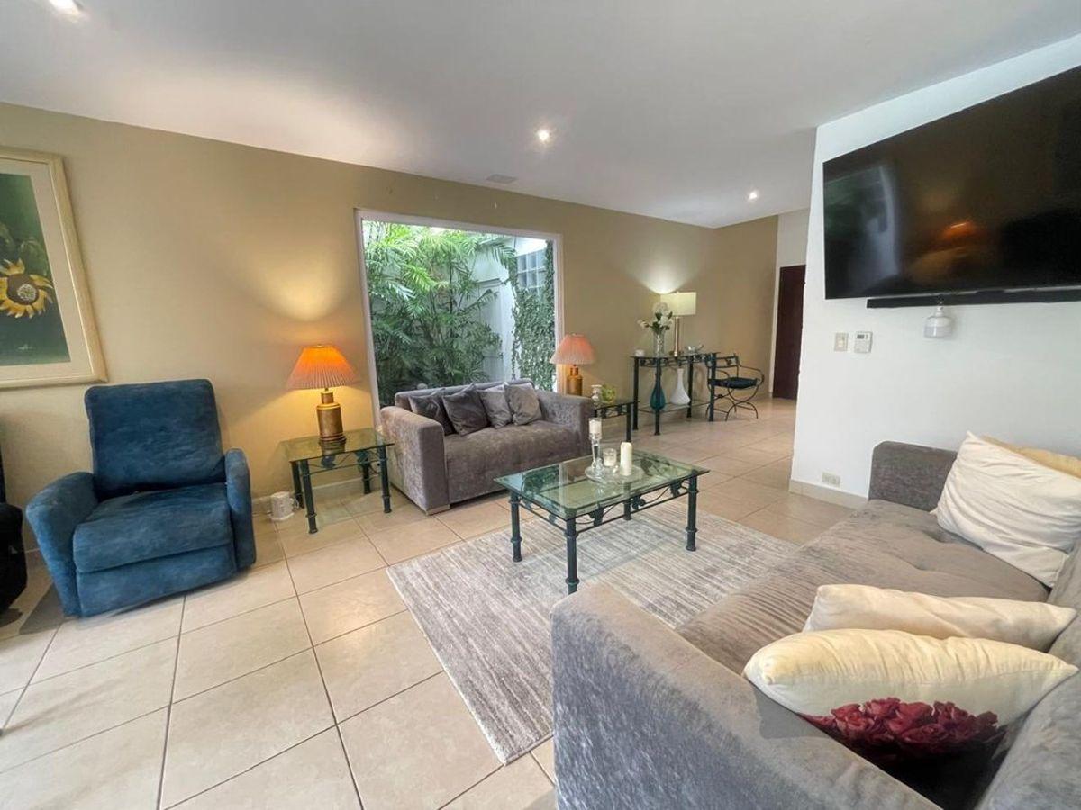 Venta Casa Urb. Privada Terranostra - 320 m² - A. Quintana, Guayas — imagen 3