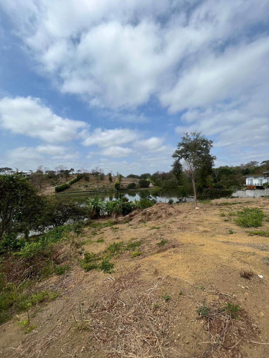 Lomas del Bosque Terreno en Venta Al Pie del Lago Via a La Costa, Guayas — imagen 2