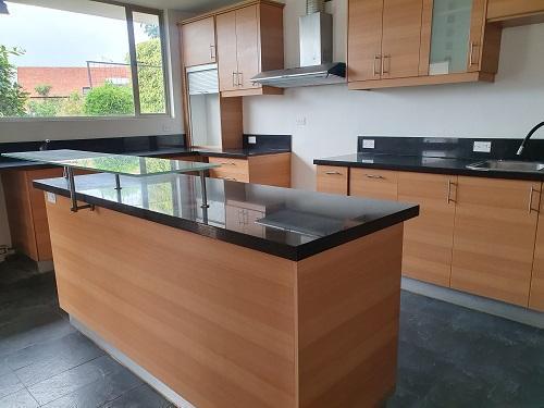 Vendo Casa Urbanizacion Altos del Valle, Miravalle, Cumbaya — imagen 7
