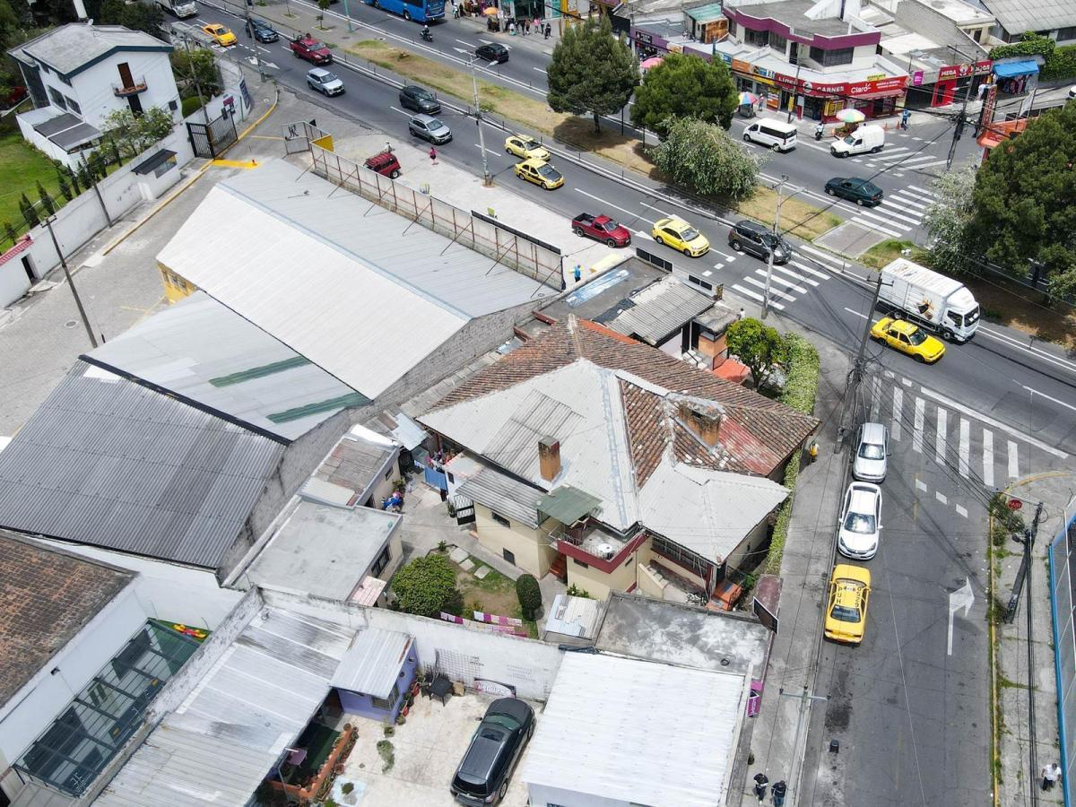 Casa Comercial Rentera en Venta Av 6 de Diciembre y Av El Inca — imagen 10