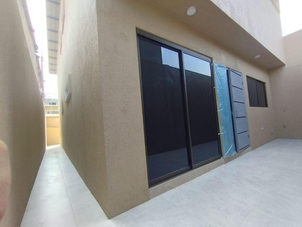 Venta Casa de Estreno - Ciudadela Guayacanes - Garaje (Wt), Guayas — imagen 7
