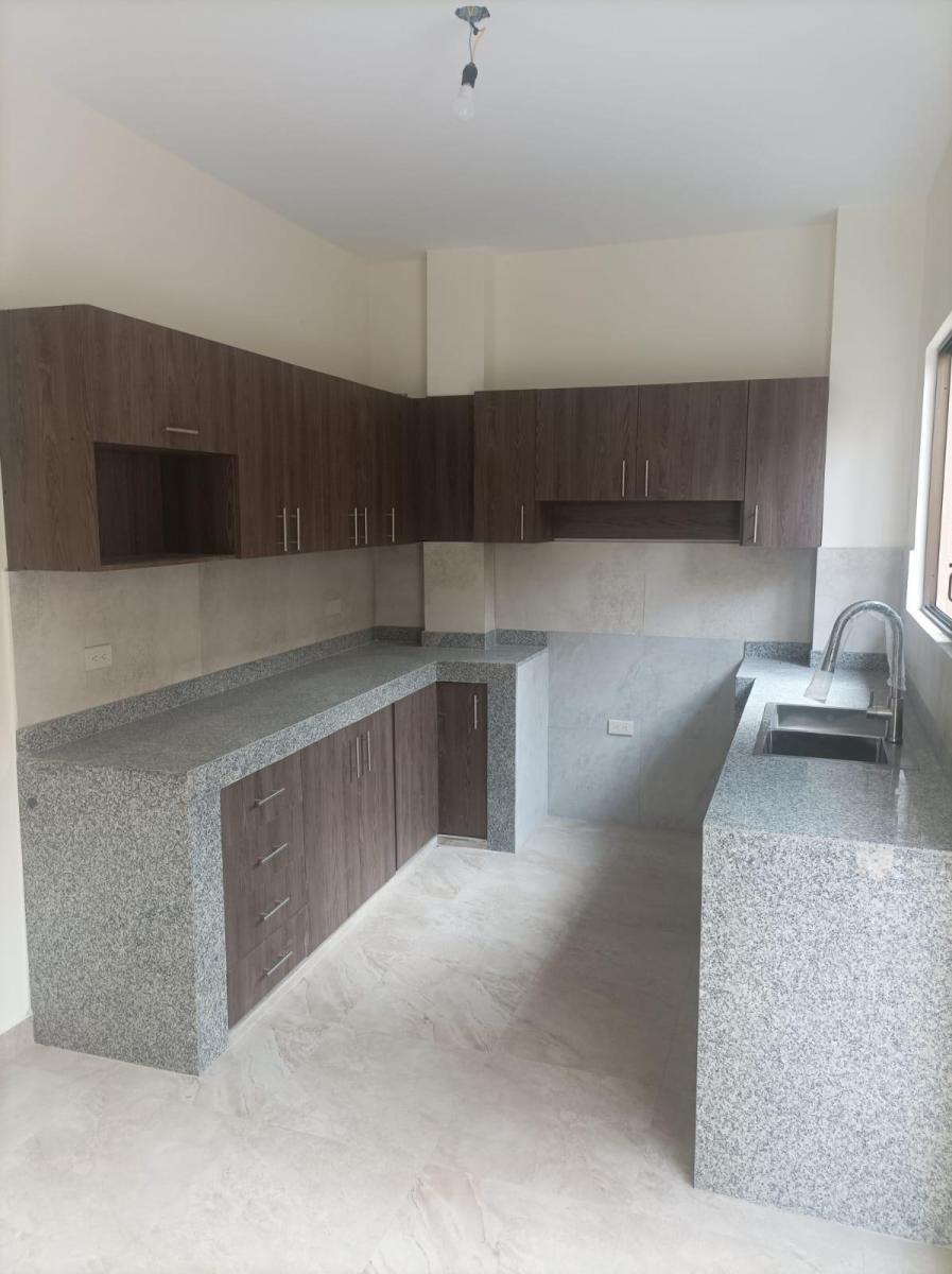 Venta Casa de Estreno - Ciudadela Guayacanes - Garaje (Wt), Guayas — imagen 6