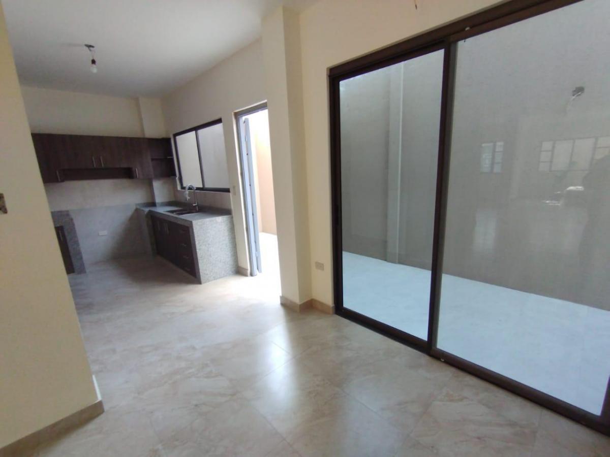 Venta Casa de Estreno - Ciudadela Guayacanes - Garaje (Wt), Guayas — imagen 5