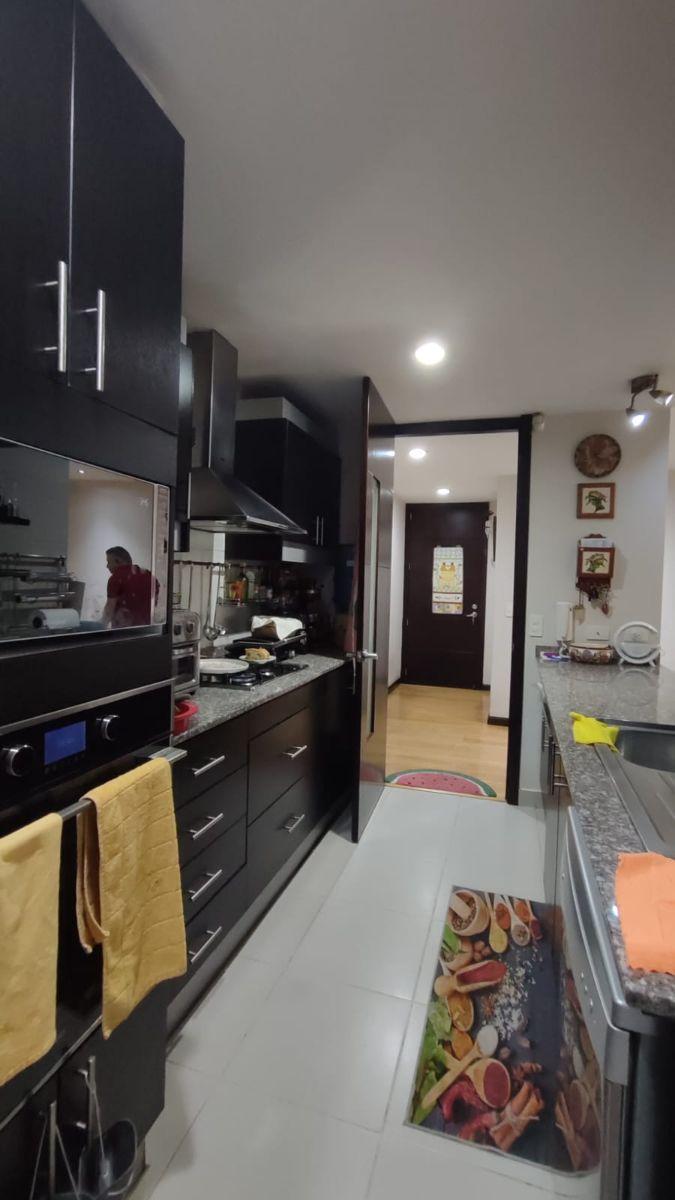 Venta de Departamento Grande en Urbanización Segura en Monteserrin — imagen 8