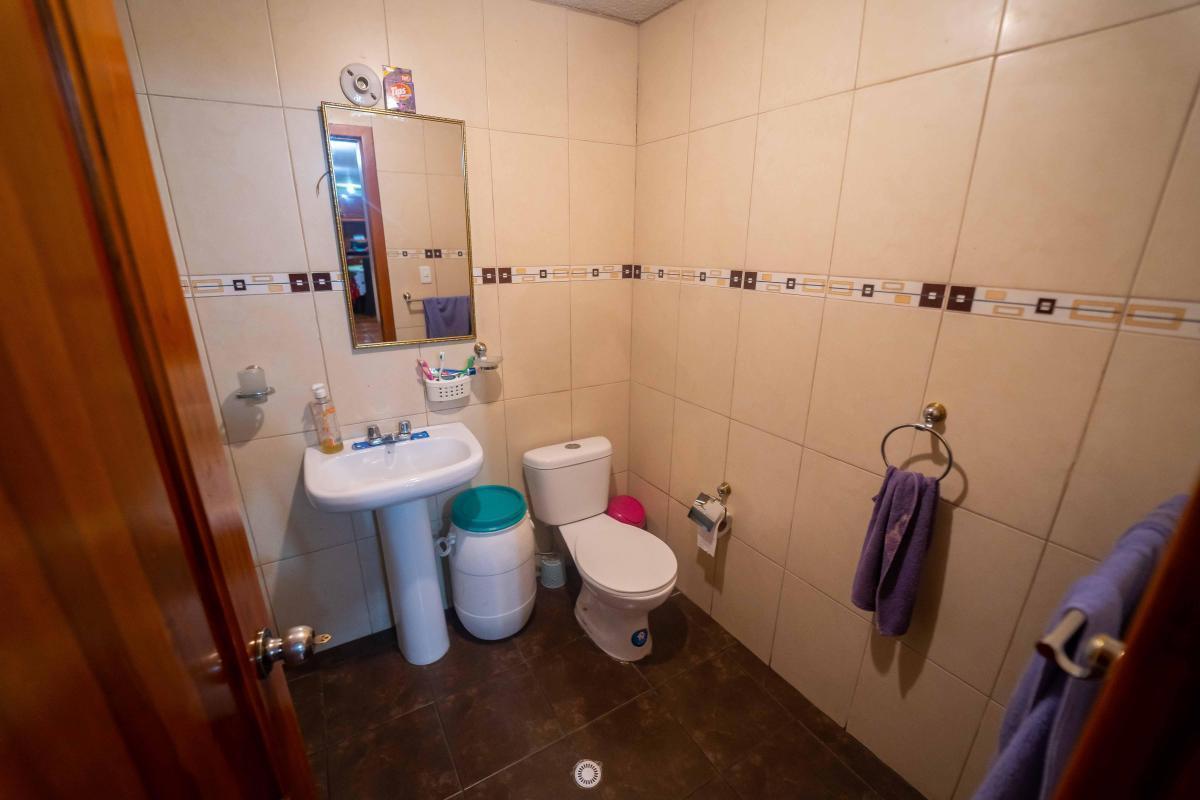 Casa en Venta con Local Comercial Calderon 377 m² — imagen 6
