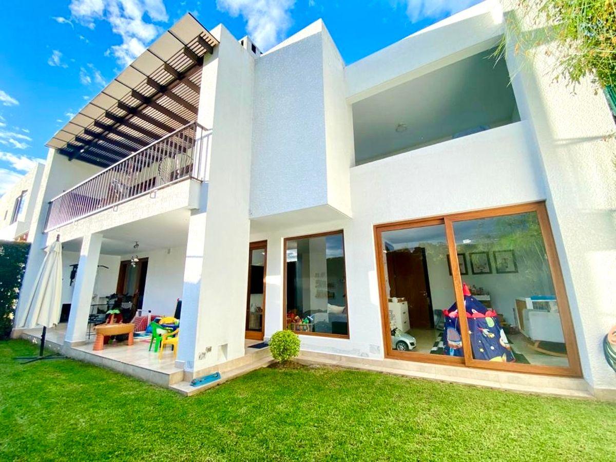 Cumbayá – Urbanización Parque Algarrobos | Vendo Elegante Casa de 2 Dorm. con Jardín — imagen 10