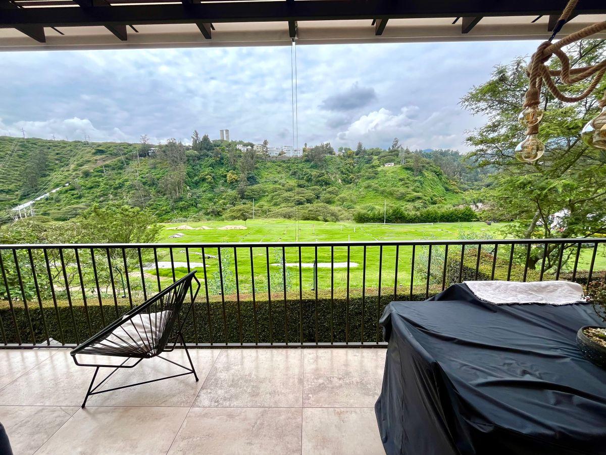 Cumbayá – Urbanización Parque Algarrobos | Vendo Elegante Casa de 2 Dorm. con Jardín — imagen 8