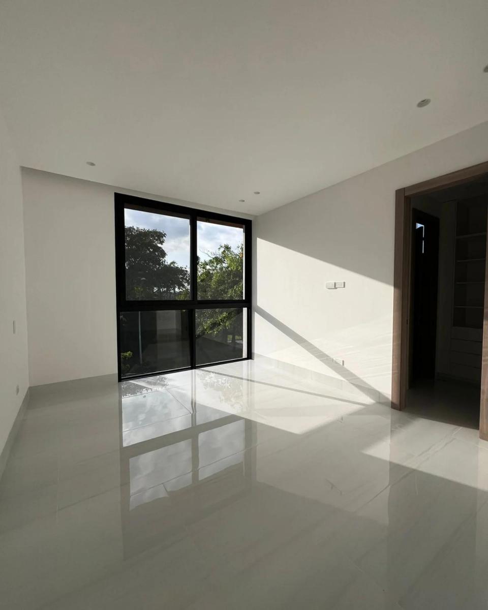Casa Al Lago en Venta Urb. Blue Bay, Mocoli, Guayas — imagen 7