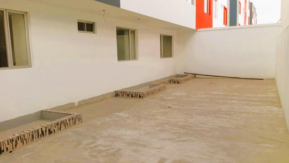 Venta Departamento 3 Dorm. con Patio. Cerca Al Pinar Bajo — imagen 7