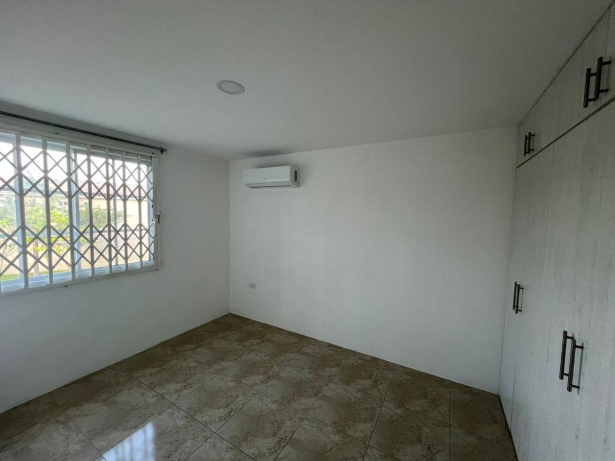 Casa en Venta con 128 m² de Terreno y 3 Habitaciones! La Aurora Mons García, Guayas — imagen 4