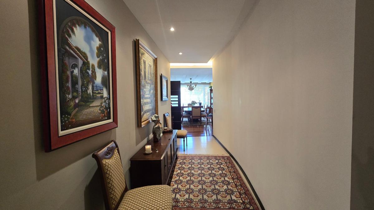 Oportunidad! Vendo Departamento de Lujo en Bellavista Baja — imagen 10