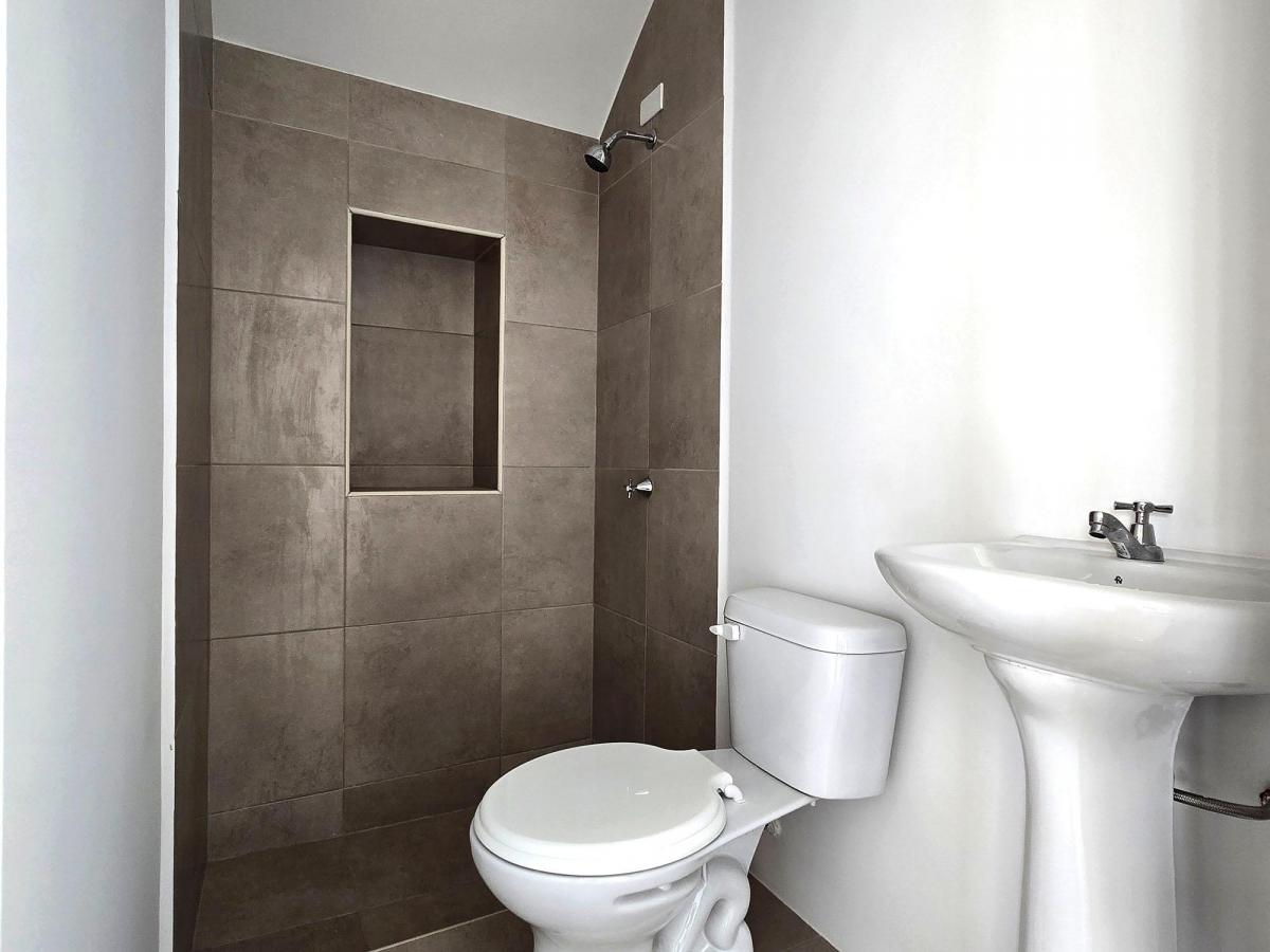 Casas en Venta de Estreno de 3 Dorm. - Urb. Los Prados, Km 15 Vía a Salitre, Guayas — imagen 2
