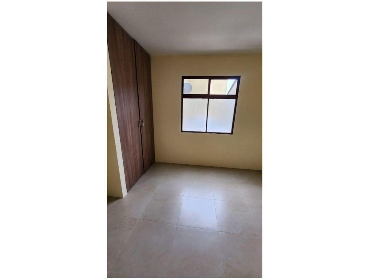 Venta, Casa de Estreno en La Urbanización La Rioja Etapa Bolonia, Guayas — imagen 3