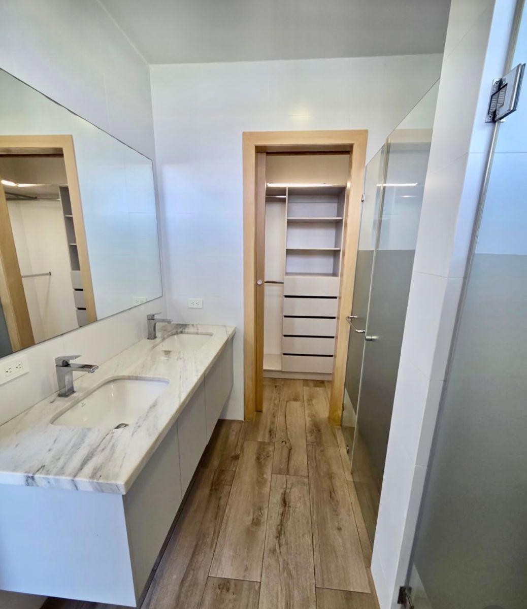 En Venta Y/o Alquiler Casa con Piscina, en Urb. Pacífica, Isla Mocoli, 480 m², Guayas — imagen 5