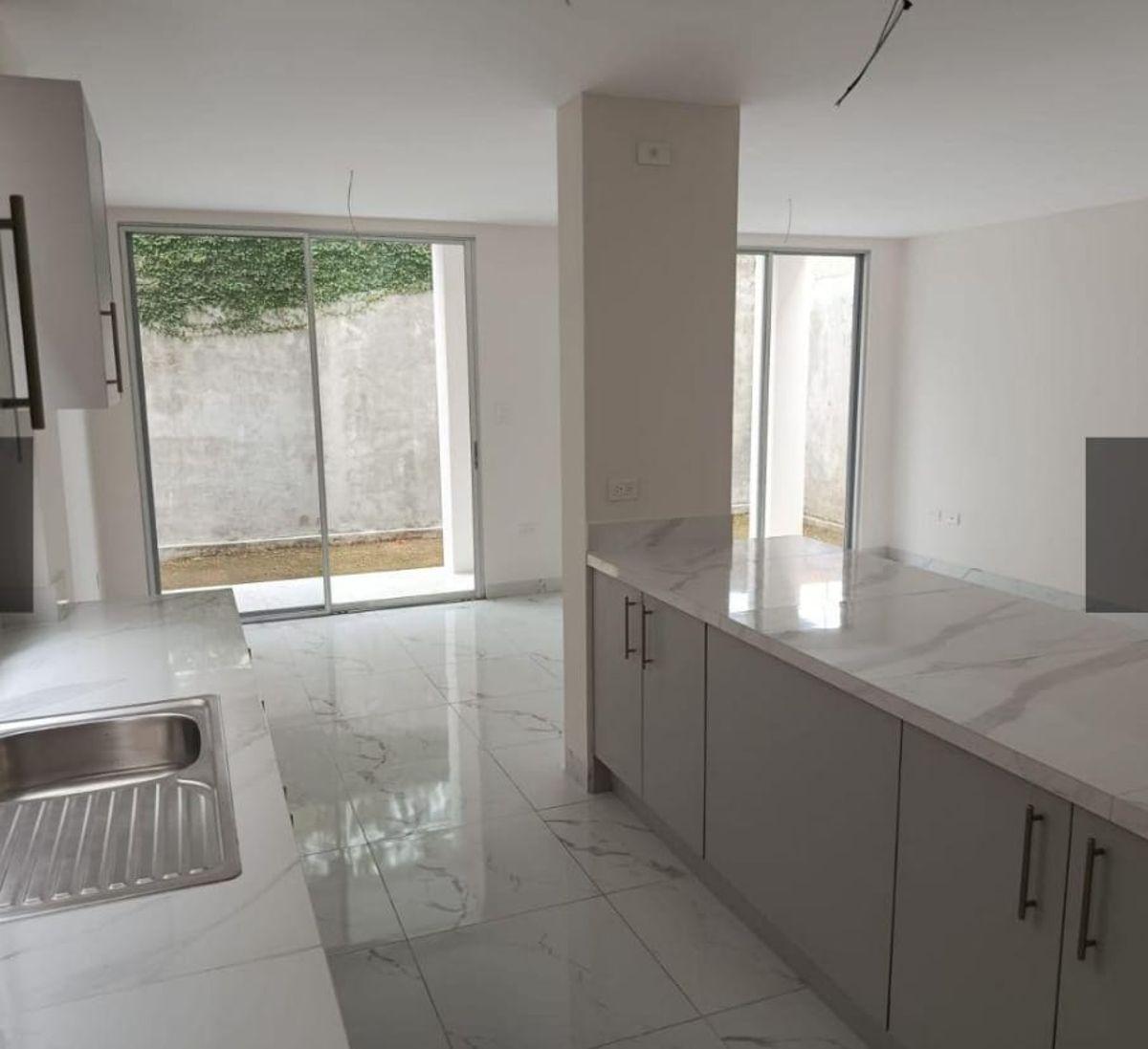 Vendo o Alquilo Casa de Estreno Urb. Millennium Village, Guayas — imagen 9