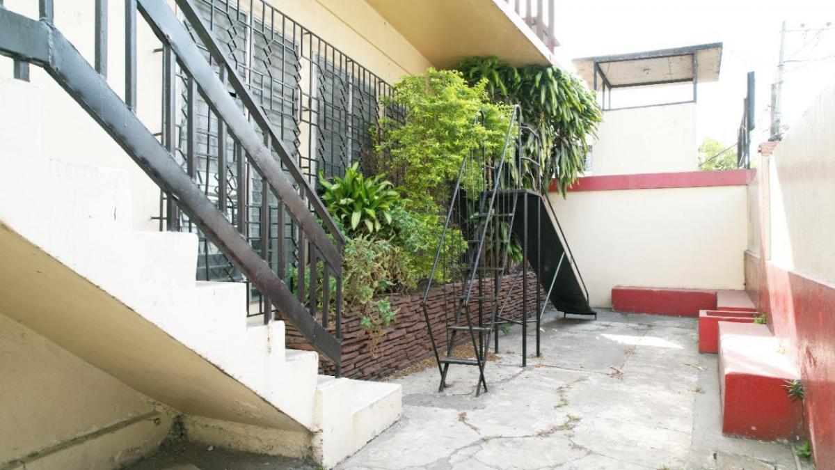 En Venta Casa Para Rentera - Centro de Guayaquil - Hurtado y Carchi - C. García, Guayas — imagen 9